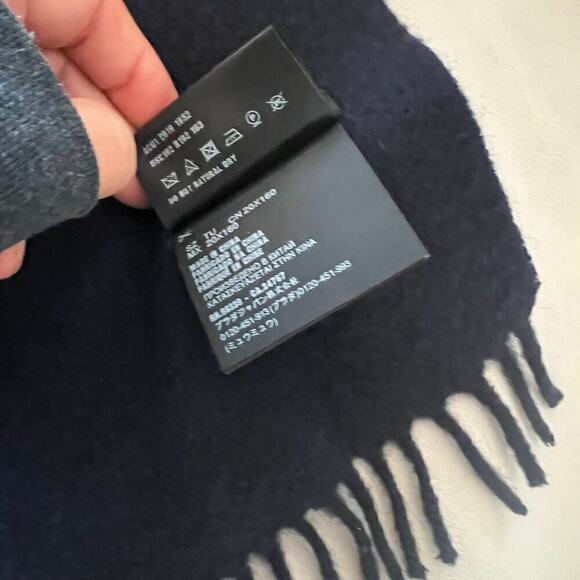 PRADA Mens Wool Cashmere Scarf Navy Blue NWOT - Picture 5 of 10